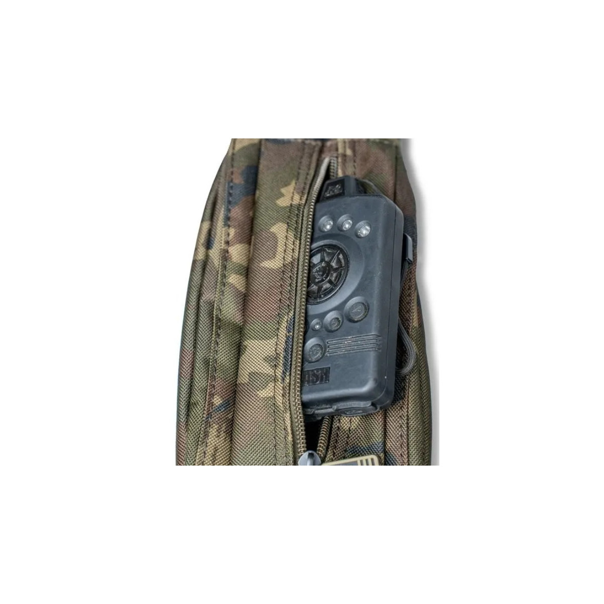 Pokrowiec na wędkę Nash Subterfuge Soft Protect 1 Rod Skin 165cm Pokrowiec na wędkę Nash Subterfuge Soft Protect 1 Rod Skin 165cm
