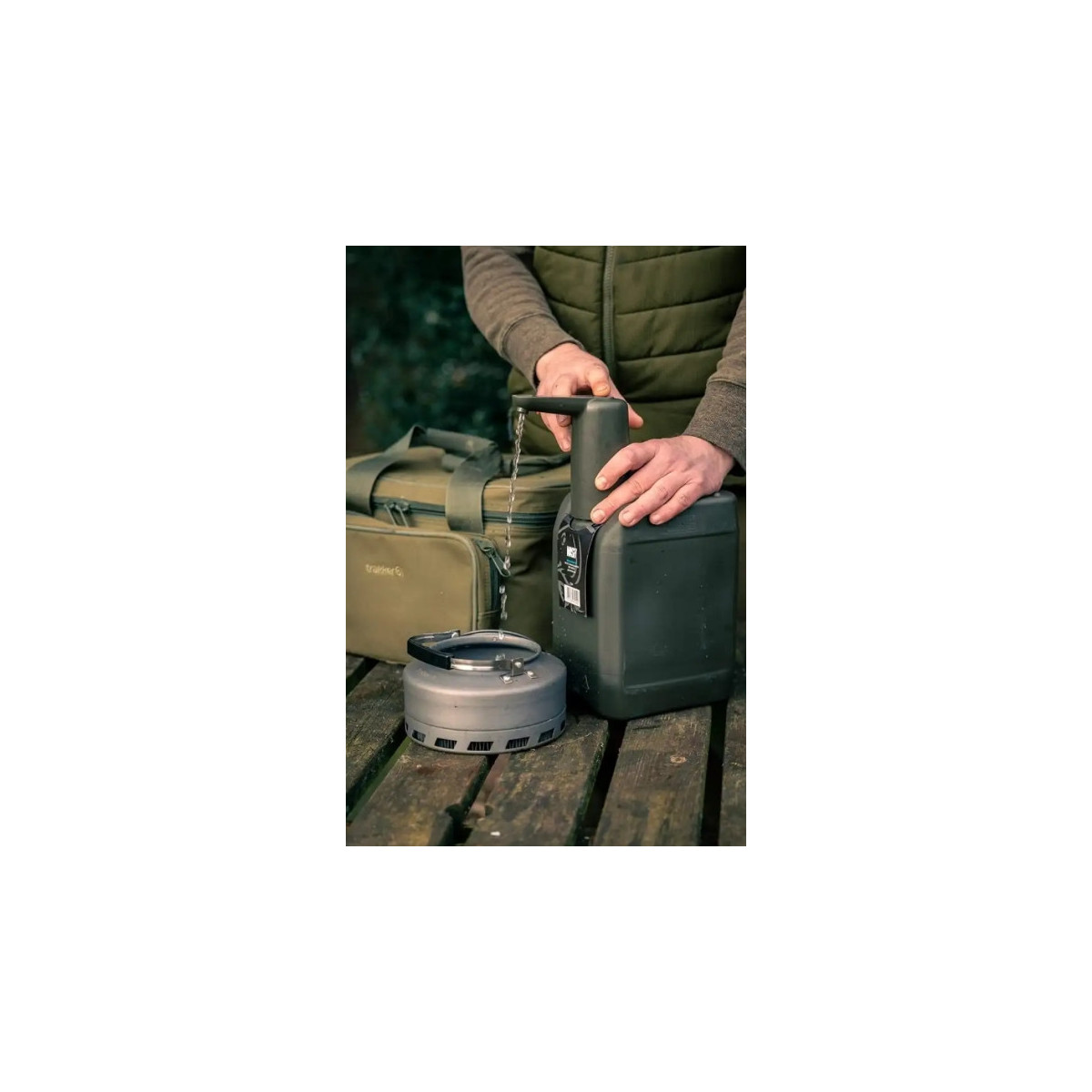 Kran biwakowy z wewnętrznym zasilaniem Trakker PowerFlo Tap Kran biwakowy z wewnętrznym zasilaniem Trakker PowerFlo Tap