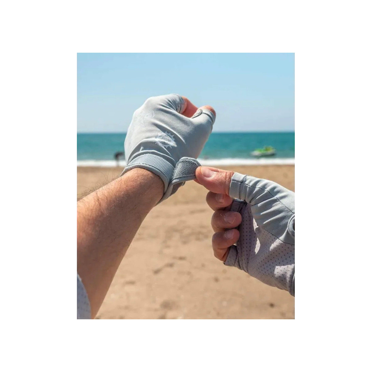 Rękawiczki Fox Rage Lightweight UV Gloves roz.Large Rękawiczki Fox Rage Lightweight UV Gloves roz.Large