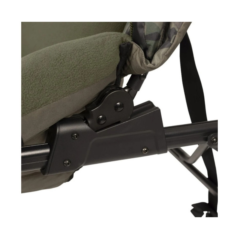 Fotel Trakker Levelite Colossus Camo Recliner Chair Fotel Trakker Levelite Colossus Camo Recliner Chair