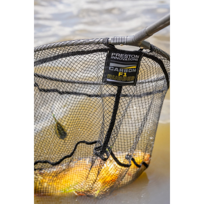 Kosz podbieraka Preston Carbon F1 Latex Landing Net - 18" Kosz podbieraka Preston Carbon F1 Latex Landing Net - 18"