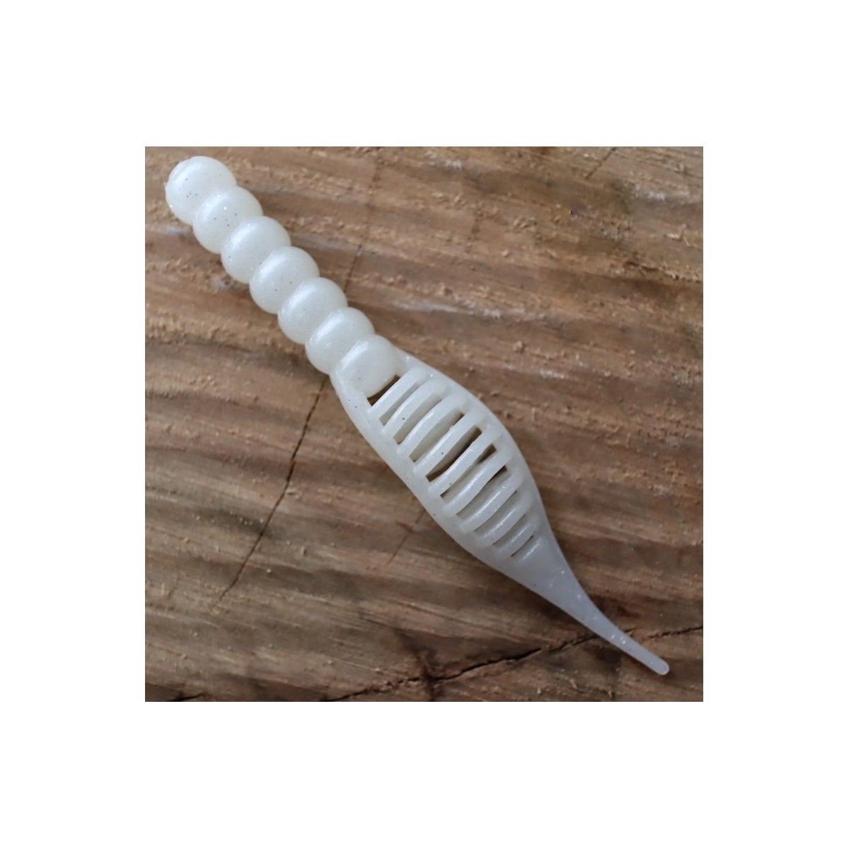 Przynęta gumowa FishMagnet Gin 1,6" 4cm - 777 Pearl Space Przynęta gumowa FishMagnet Gin 1,6" 4cm - 777 Pearl Space