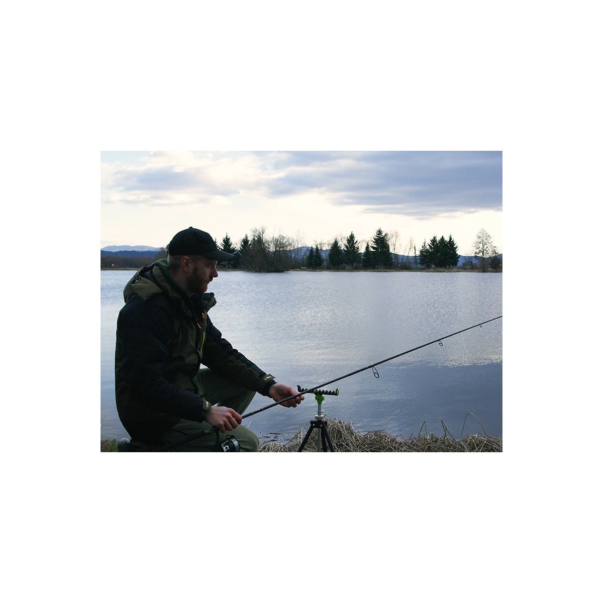 Wędka Delphin AERIS Feeder 345cm / 70g Wędka Delphin AERIS Feeder 345cm / 70g