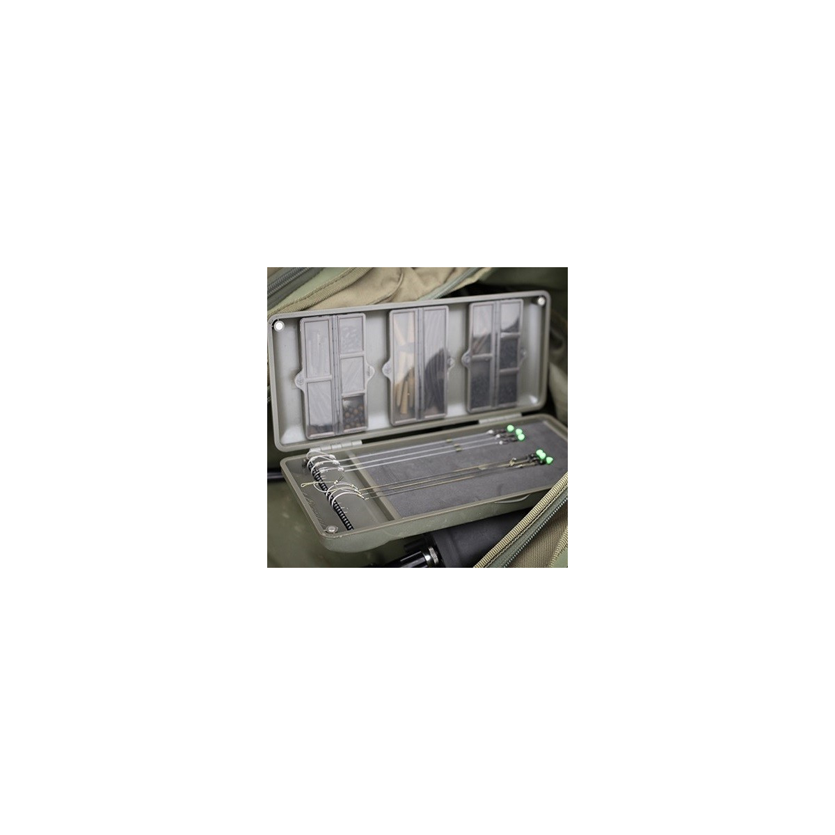 pudelko-na-przypony-rig-safe-combi-korda