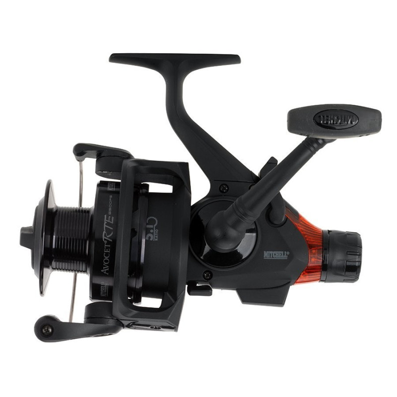 kolowrotek-avocet-6500-rte-black-edition-mitchell