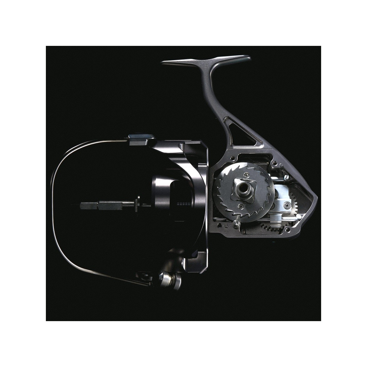 kolowrotek-makaira-salt-water-okuma