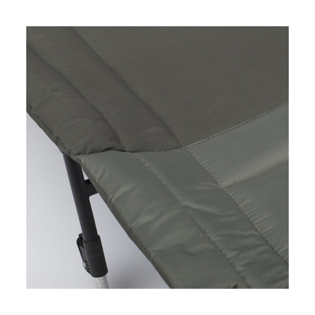 lozko-cruzade-flat-badchair-8-legs-prologic