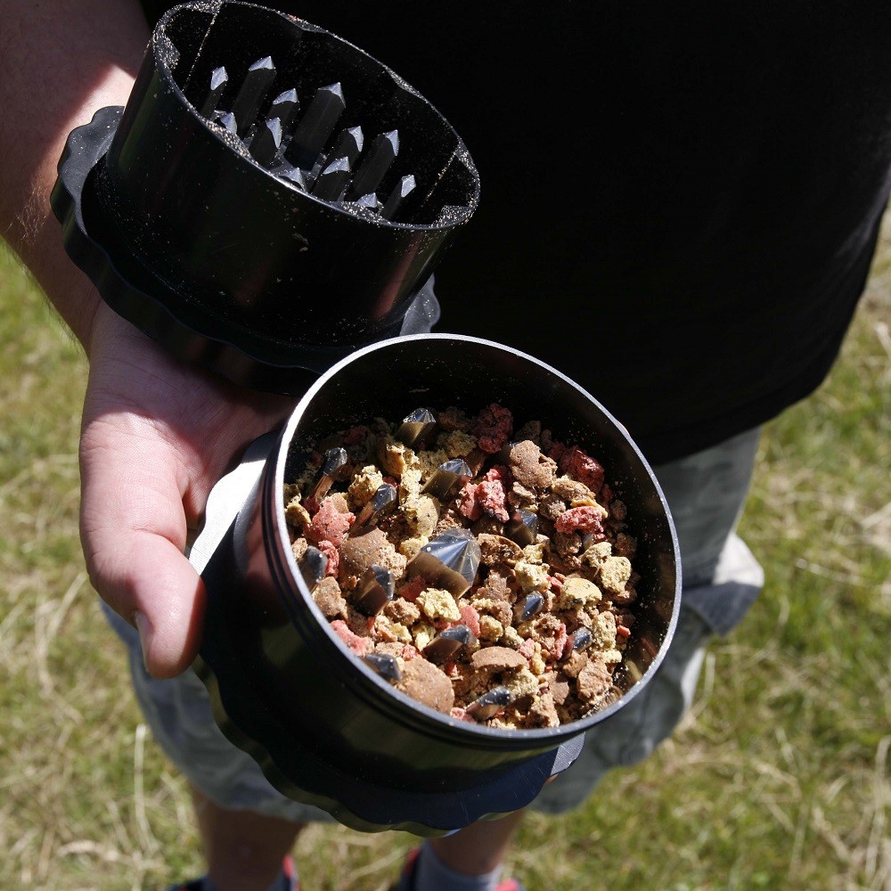 kruszarka-crush-n-fill-boilie-amp-pellets-crusher-prologic kruszarka-crush-n-fill-boilie-amp-pellets-crusher-prologic