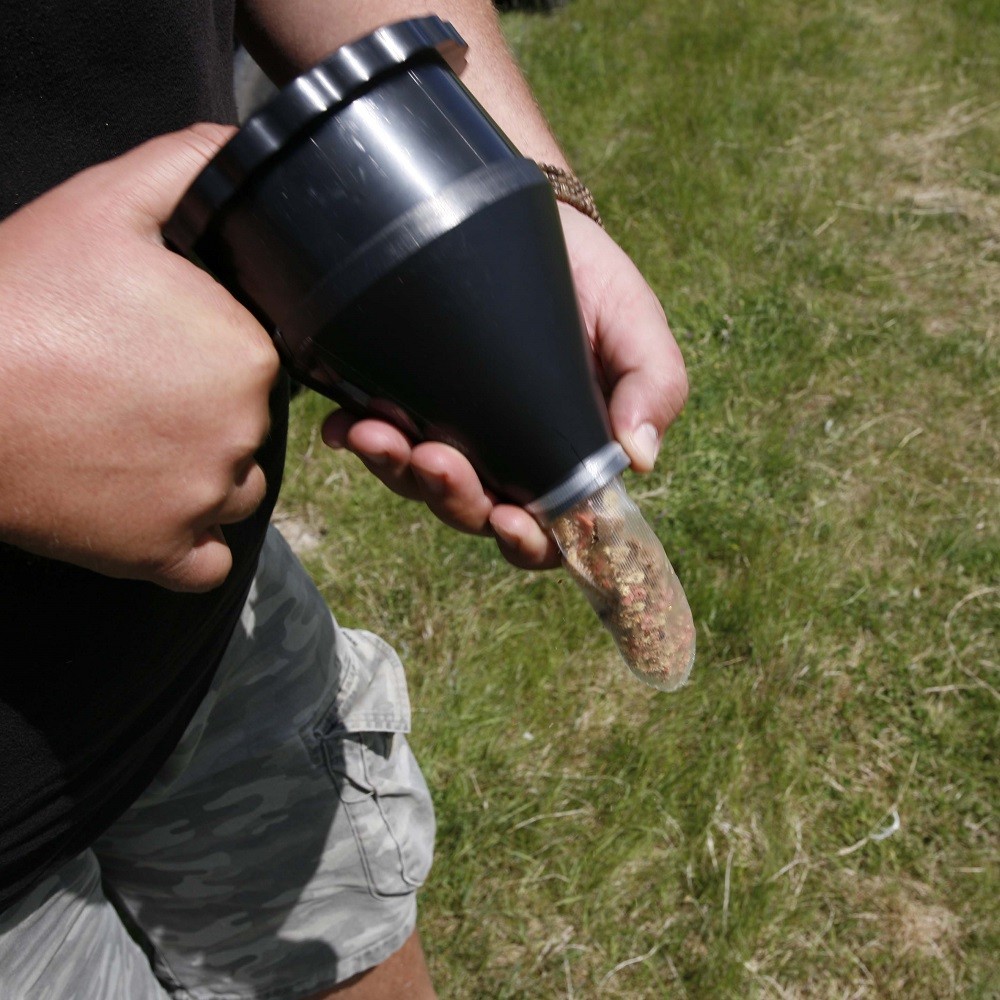 kruszarka-crush-n-fill-boilie-amp-pellets-crusher-prologic kruszarka-crush-n-fill-boilie-amp-pellets-crusher-prologic