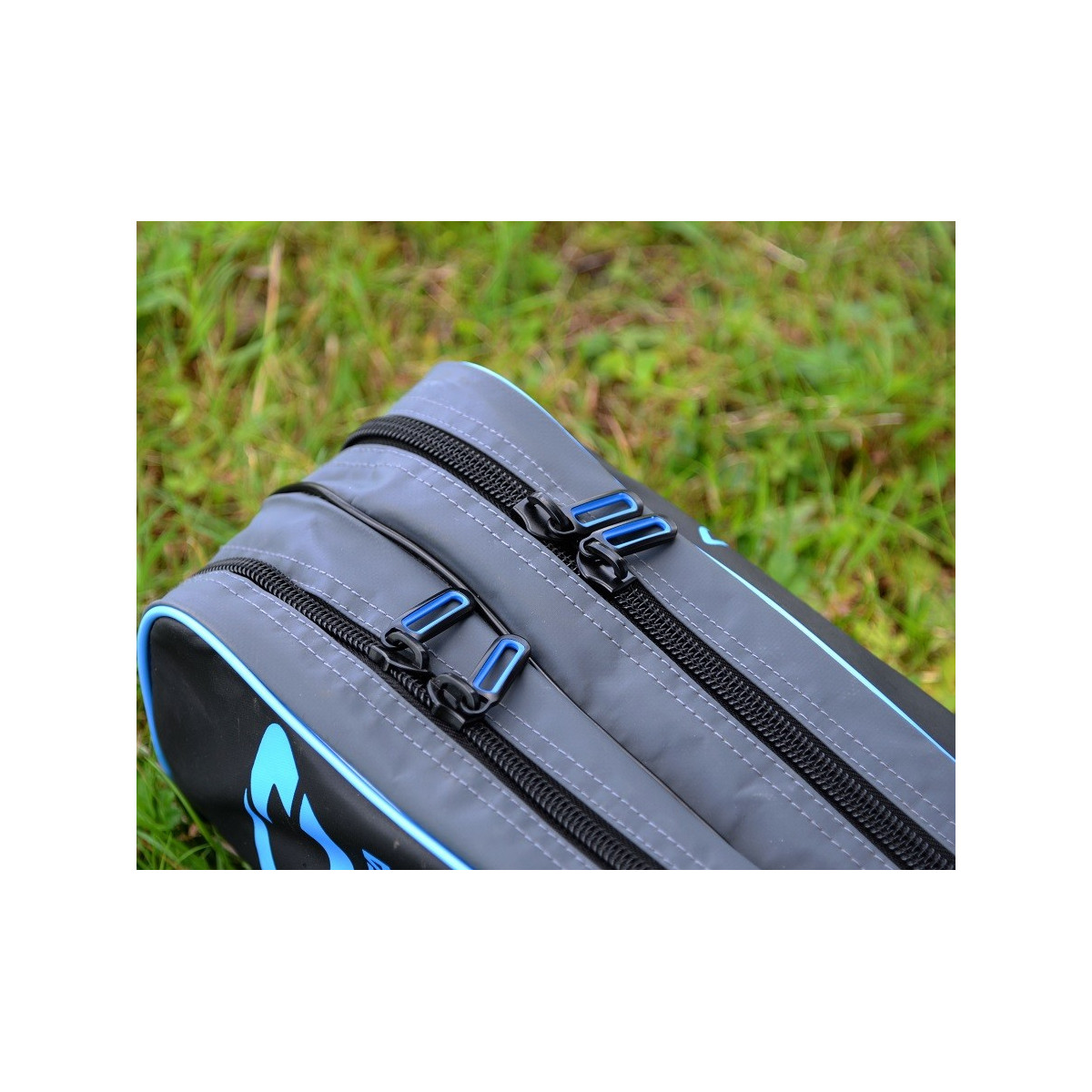 pokrowiec-2-komorowy-blackhorne-feeder-holdall-cresta