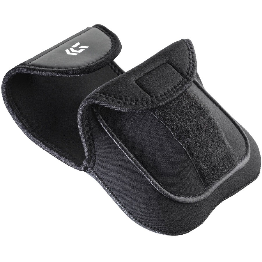 etui-neoprenowe-na-kolowrotki-daiwa etui-neoprenowe-na-kolowrotki-daiwa