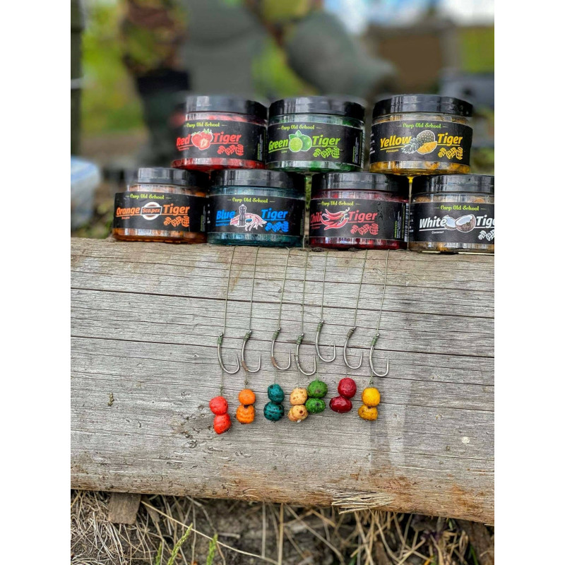 Przynęta Carp Old School naturalna orzech tygrysi 150ml - Truskawka